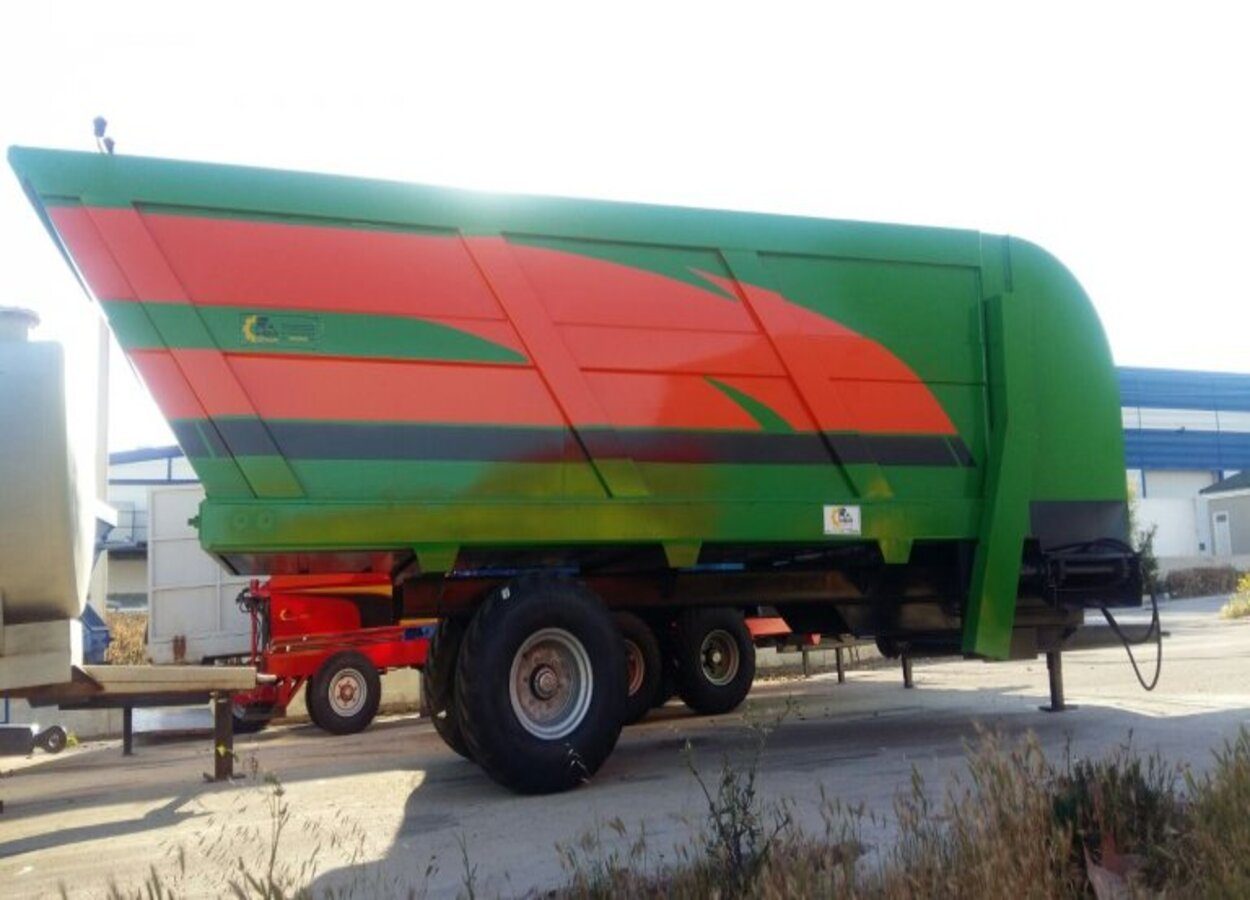 4562yem-dagitma-makinesi (1)